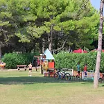 Il Tridente Village